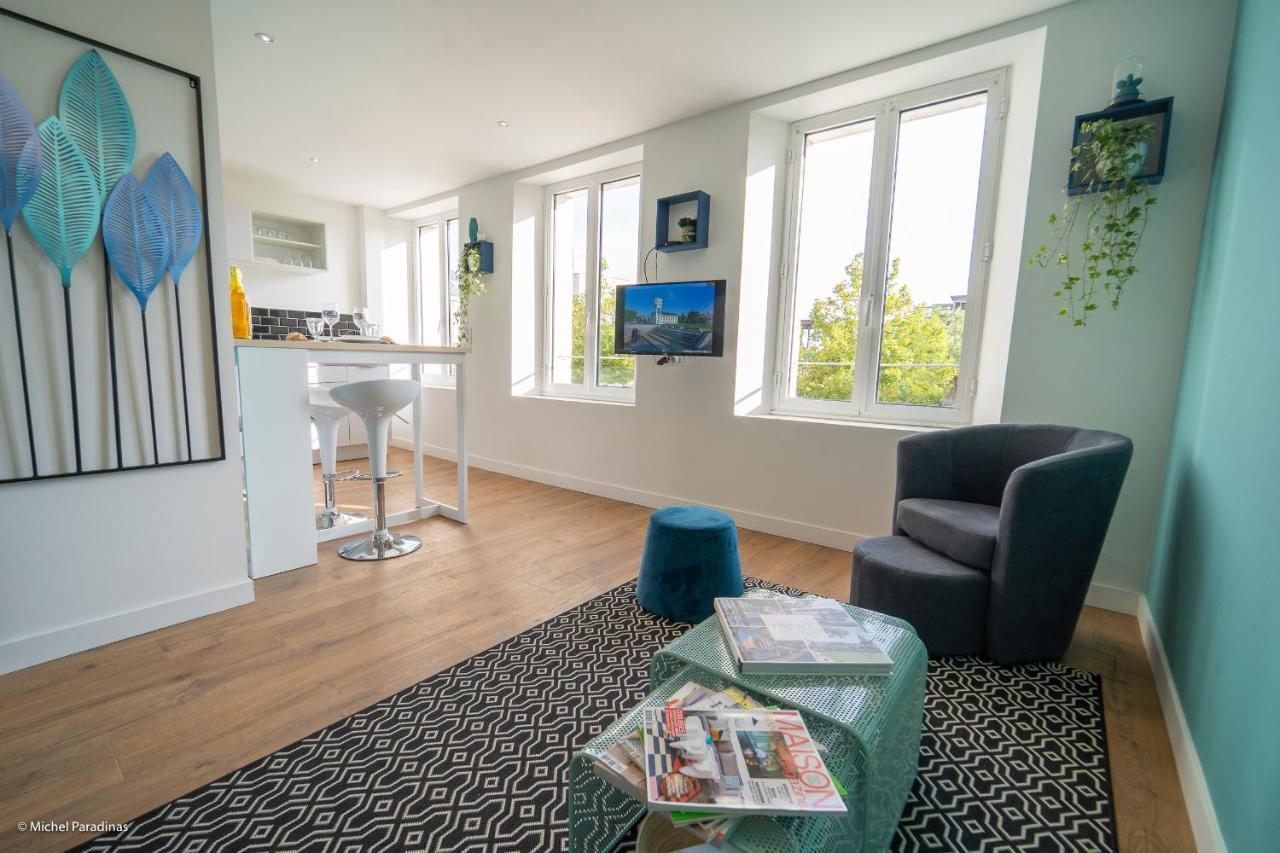 L'Ile De La Breche Appartement Niort Buitenkant foto